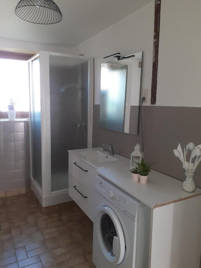 Dans La Maison D'A Cote Azerables Buitenkant foto